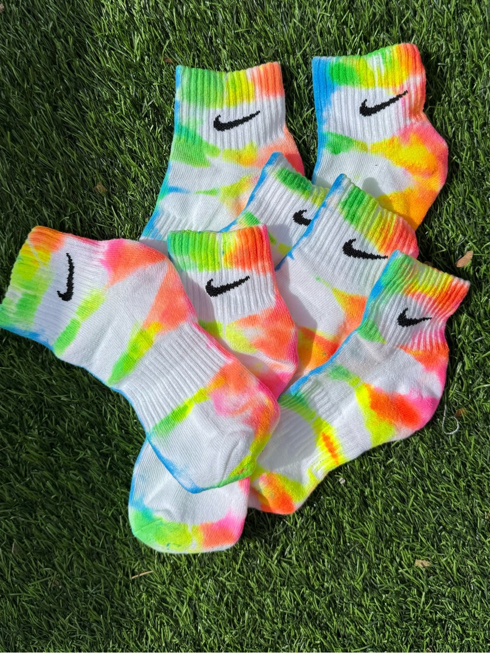 Nike Neon Tie-Dye Ankle Socks - White with Green, Orange, Pink, Blue
